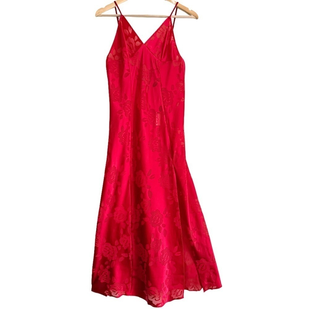 VICTORIA'S SECRET VS Archives Burnout Satin Red Lingerie The Slip Dress S/P NWT - Picture 3 of 9